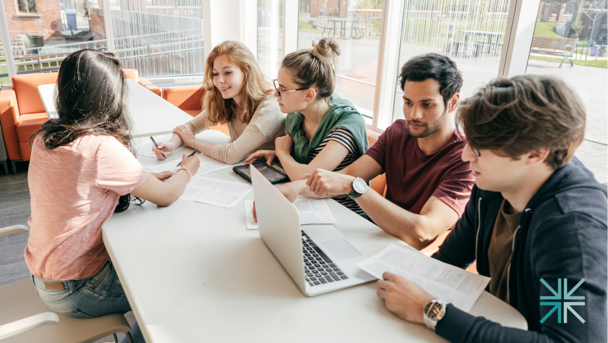HR managers discussing wellness programs
